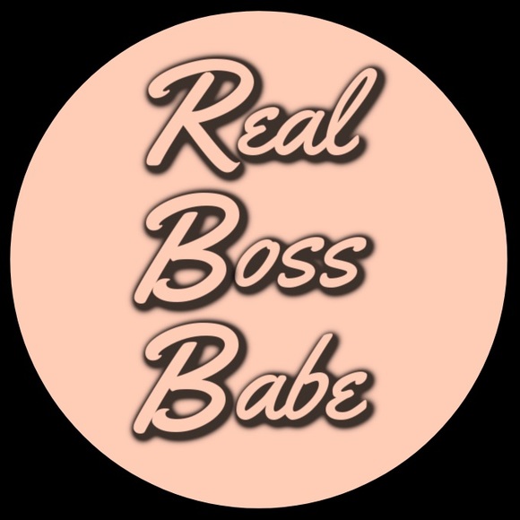 Meet your Posher, Claudia - Picture 2 of 15